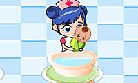 enfermera cuida bebé